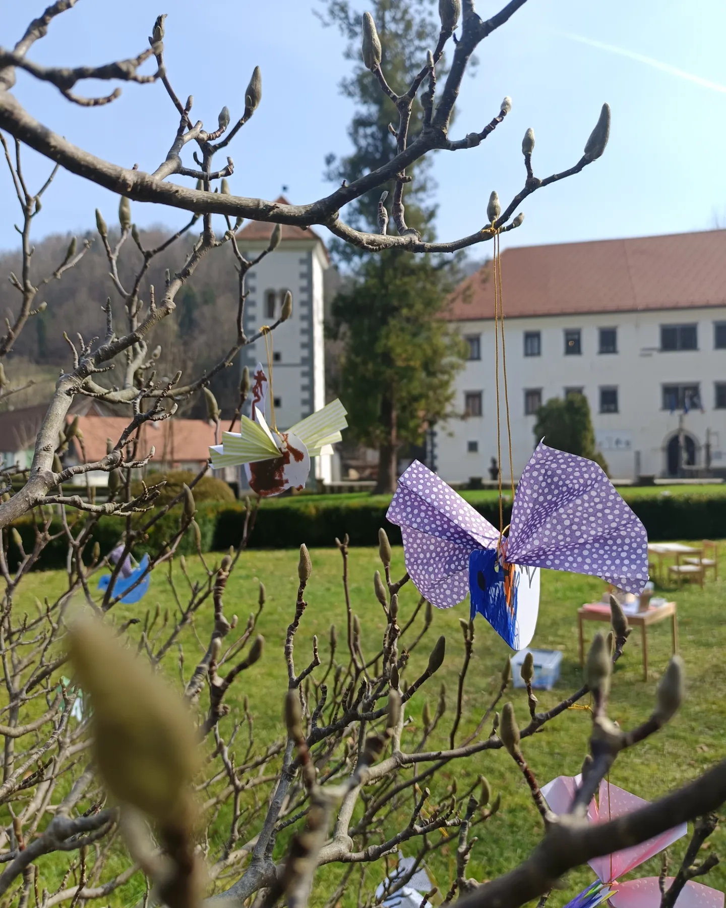 Praznovanje gregorjevega v parku graščine